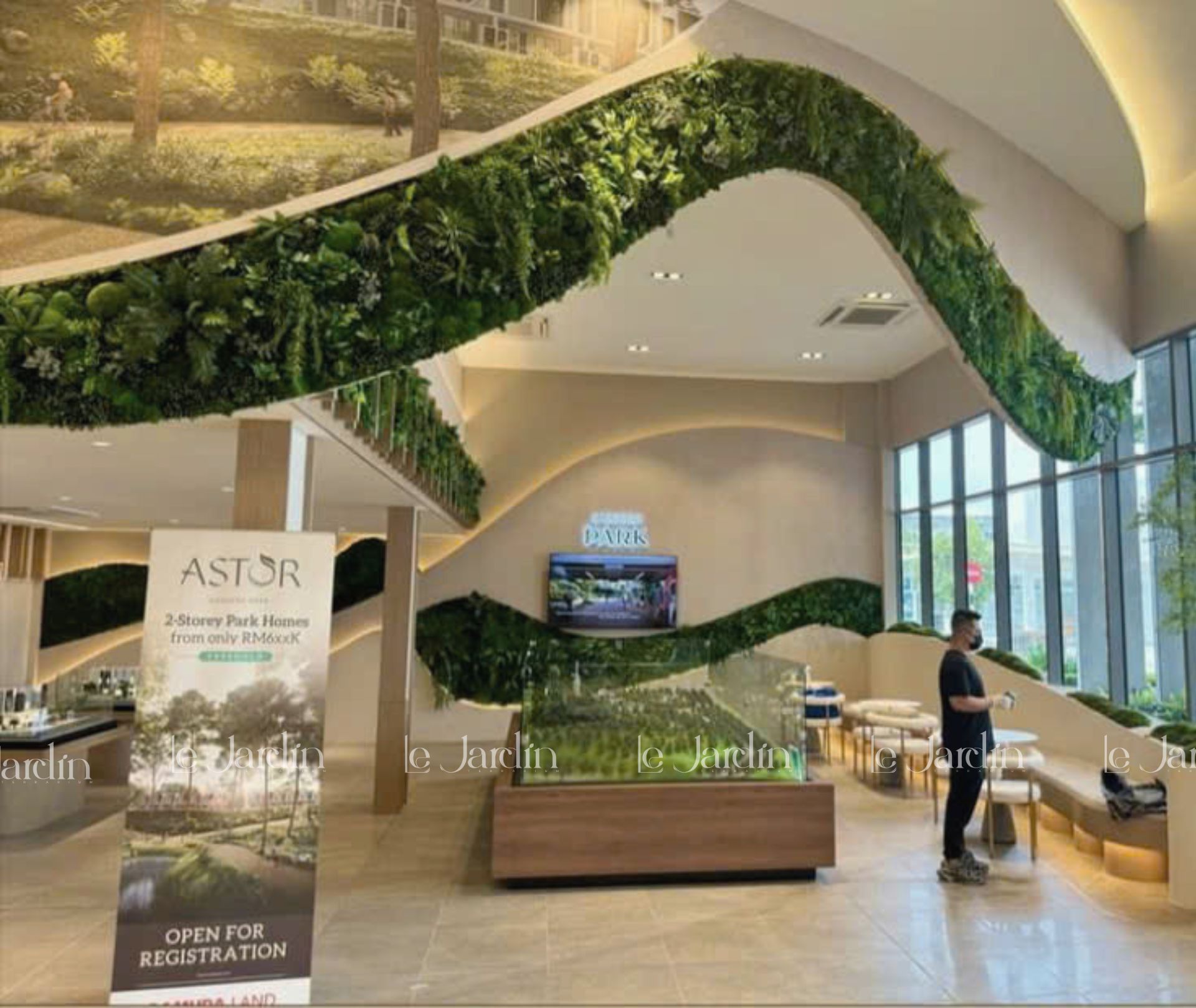 Thiết Kế & Thi Công Tường Rêu Bảo Tồn Cho Chuỗi Khách Sạn – Spa – TTTM Cao Cấp